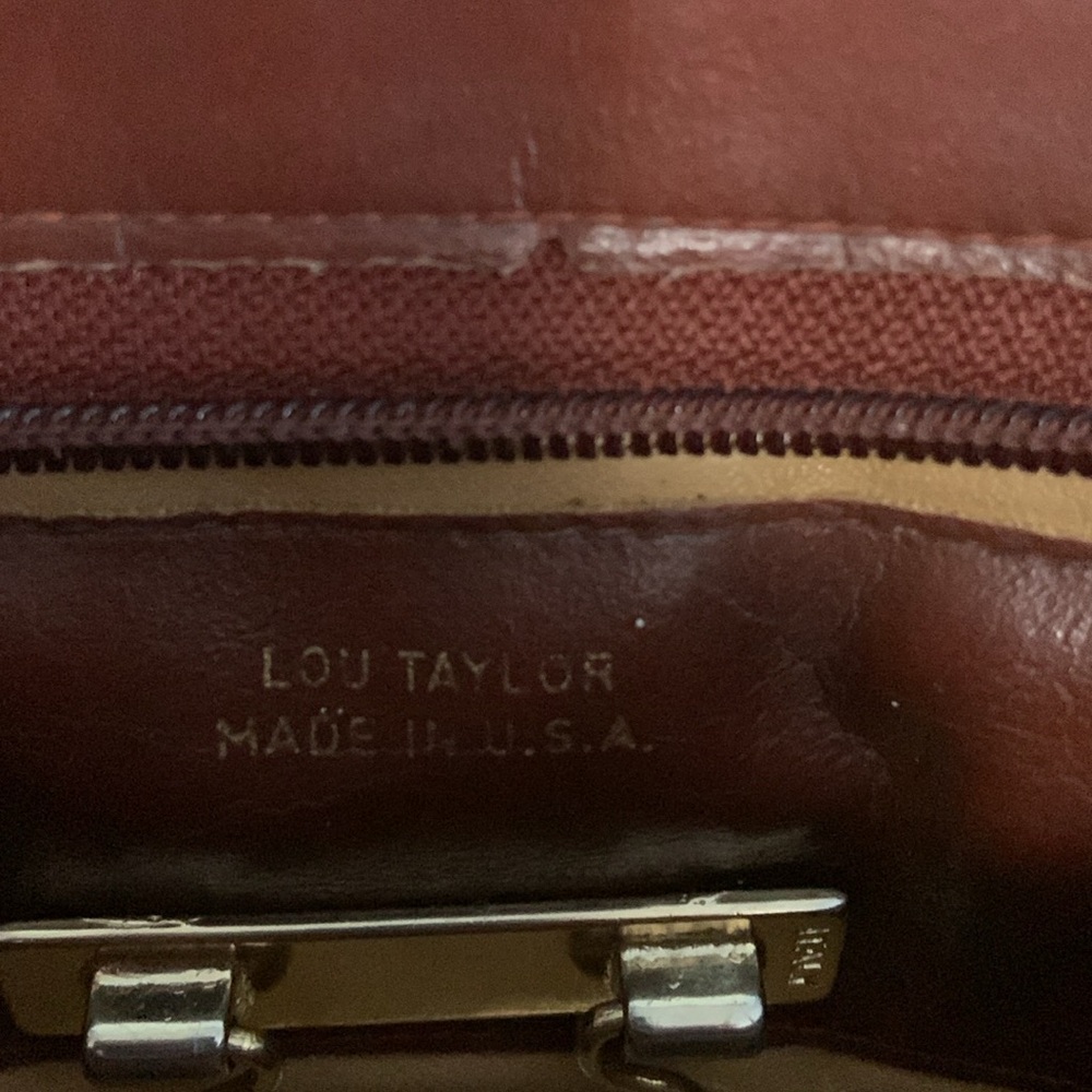 Vintage Lou Taylor Shoulder Bag With Attached Mirror and Coin Purse - Picture 10 of 16